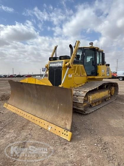 Used Komatsu Dozer